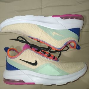 Nike Air Motion 2 Women's Sneakers
